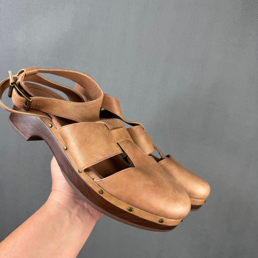 Vionic Faye Tan Leather Studded Platform Clog Sandals VW18238 Size 11